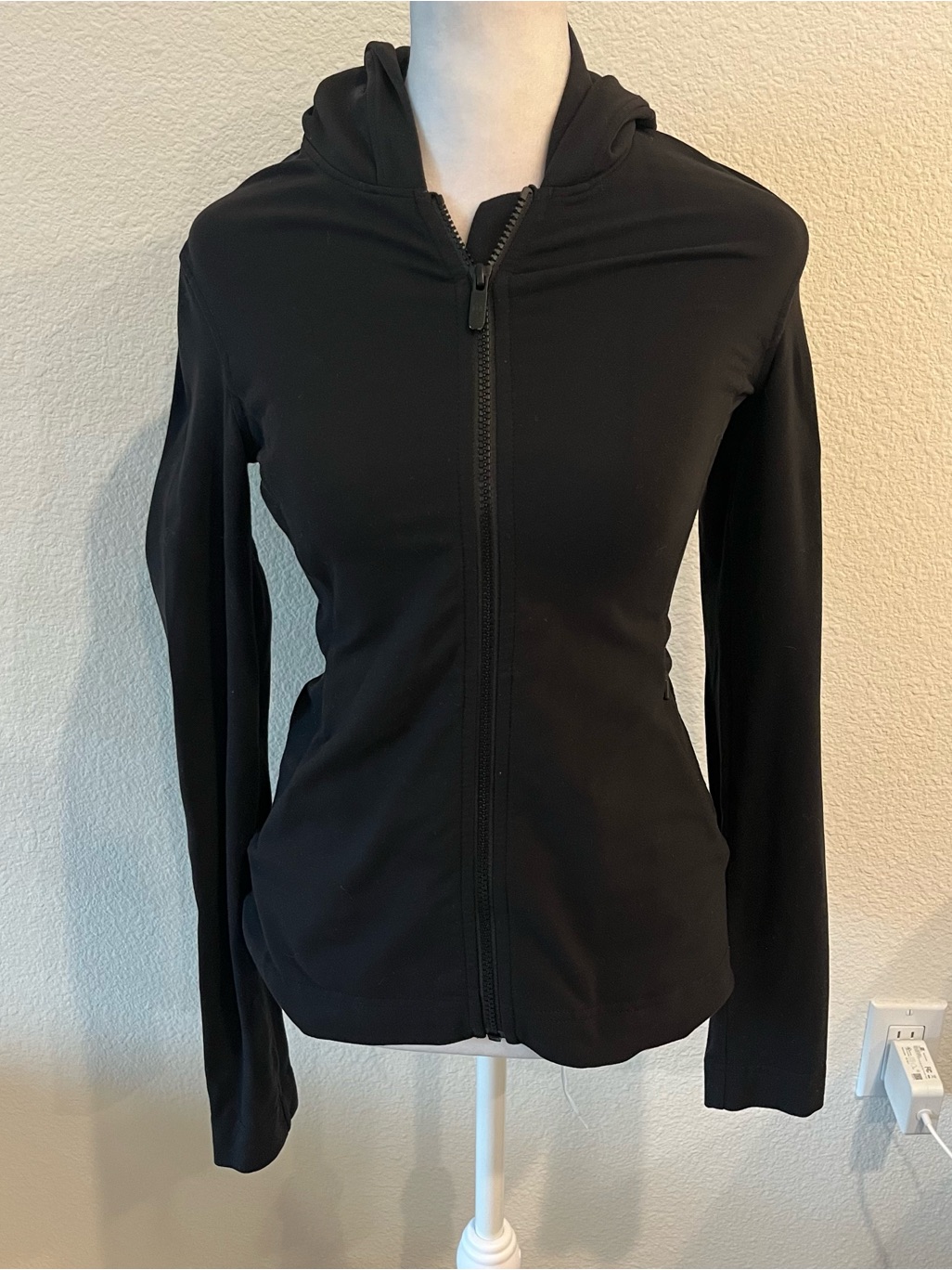 Lululemon Black Zip Up Jacket Size 2